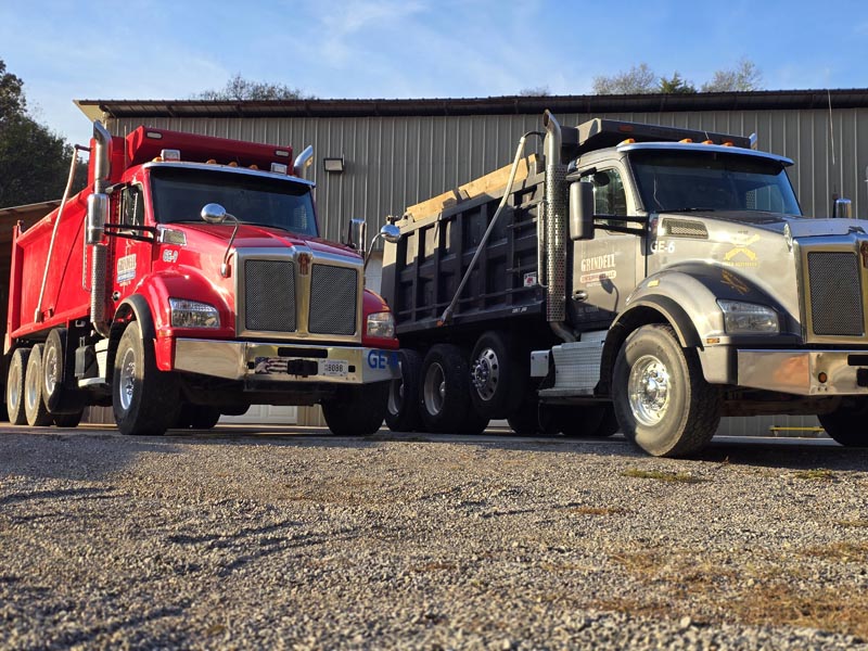 Topsoil Delivery in East Tennessee | Grindell Trucking