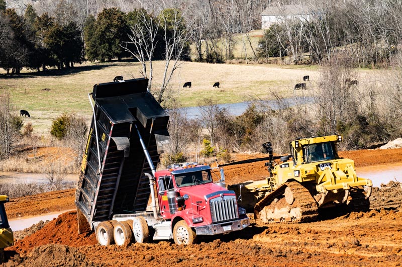 Commercial & Residential Trucking in East Tennessee | Grindell Trucking<br />